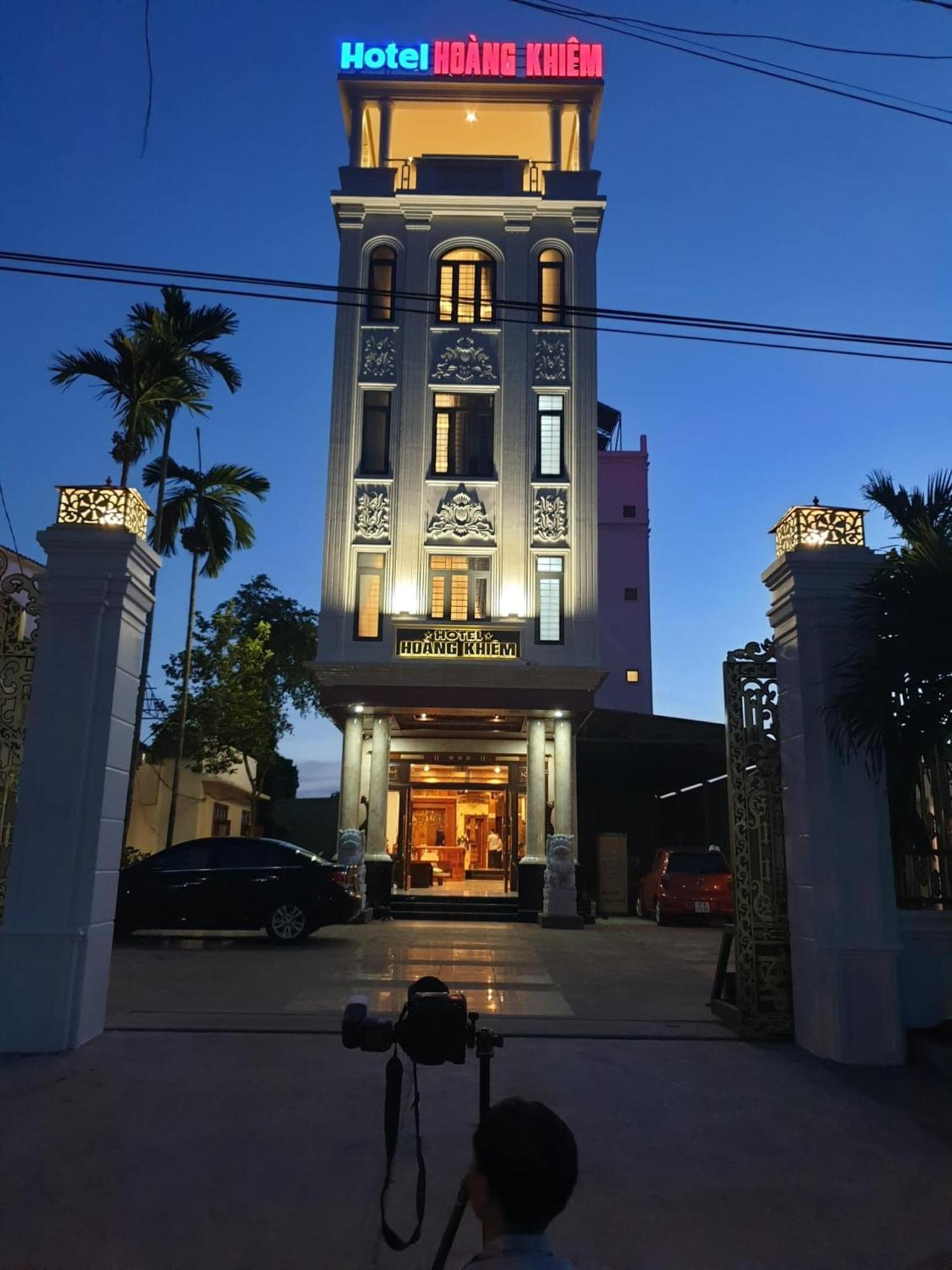 Hoang Khiem Hotel Pleiku Eksteriør billede