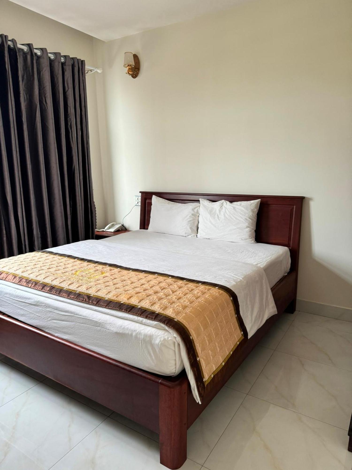 Hoang Khiem Hotel Pleiku Eksteriør billede