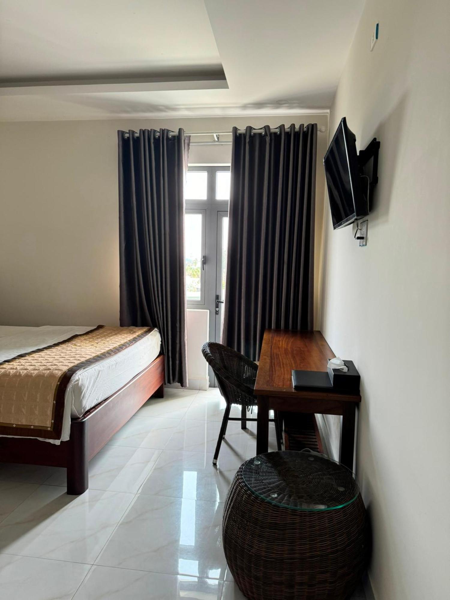 Hoang Khiem Hotel Pleiku Eksteriør billede