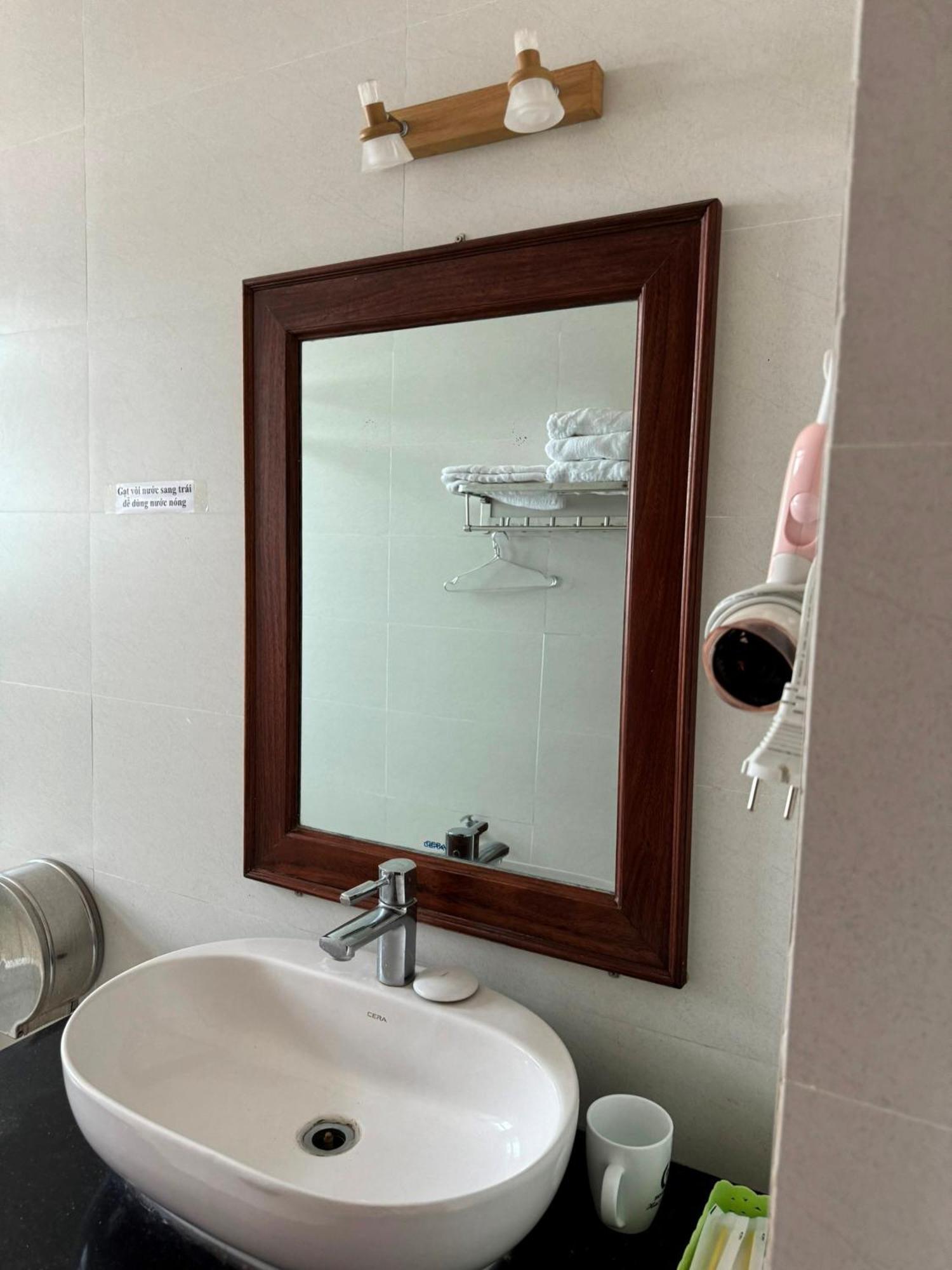 Hoang Khiem Hotel Pleiku Eksteriør billede