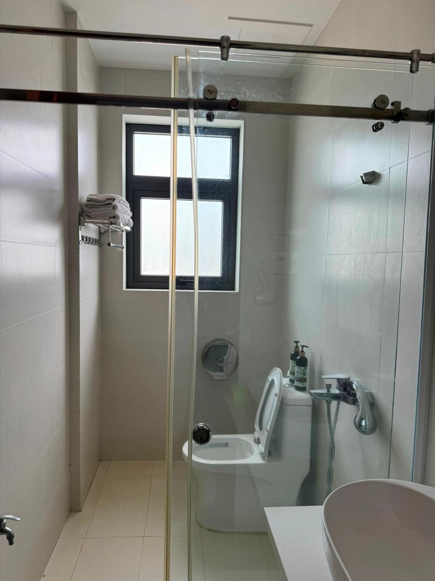 Hoang Khiem Hotel Pleiku Eksteriør billede